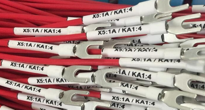 碩方線(xiàn)號機連續打套管